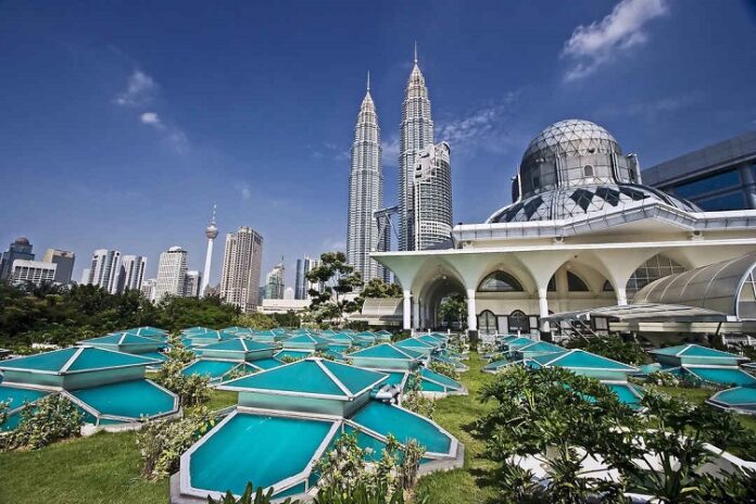 Tourist Attractions Of Malaysia